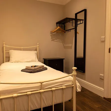 Molloys Apartment *