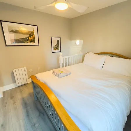 Molloys Apartment *