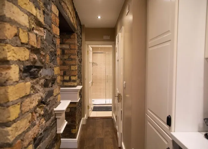 アパート Molloys *